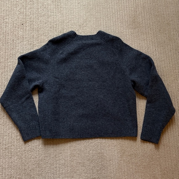 Uniqlo Soufflé Yarn Crew Neck Sweater, size XS, Dark Grey - Picture 5 of 6